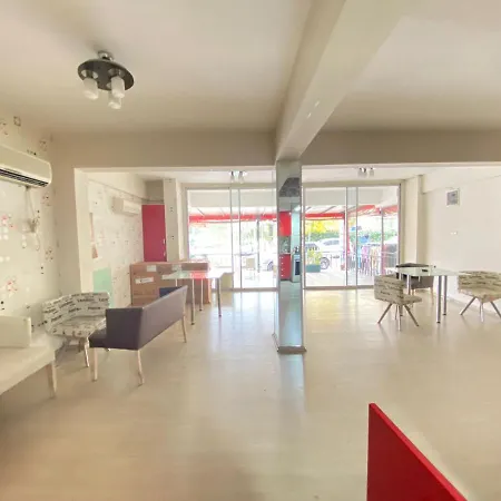 Mimoza Hotel apartamentowy